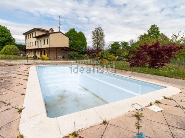Villetta indipendente in vendita di 300 m²