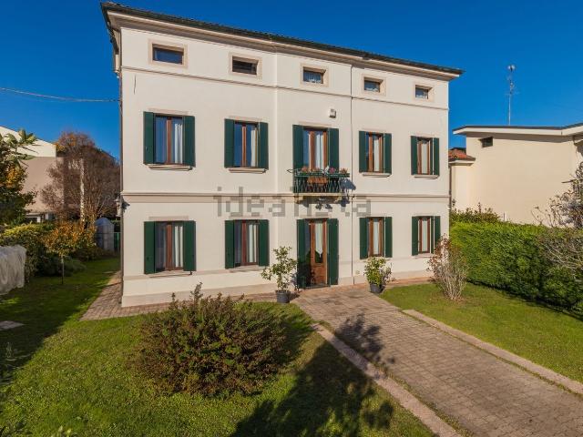 Villetta indipendente in vendita di 300 m²