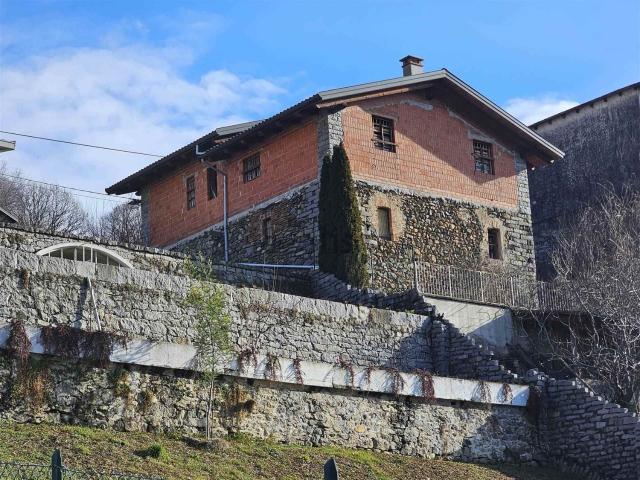 Villetta indipendente in vendita di 300 m²