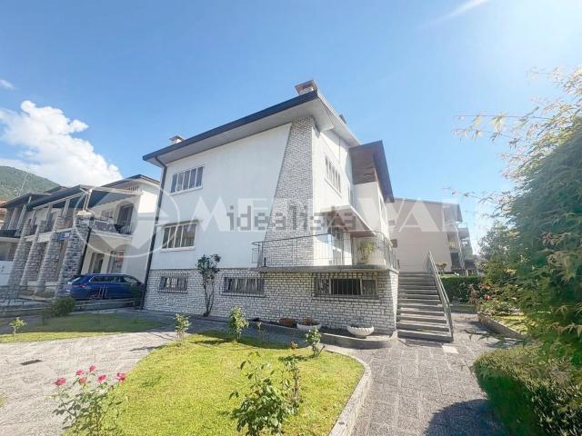 Villetta indipendente in vendita di 300 m²