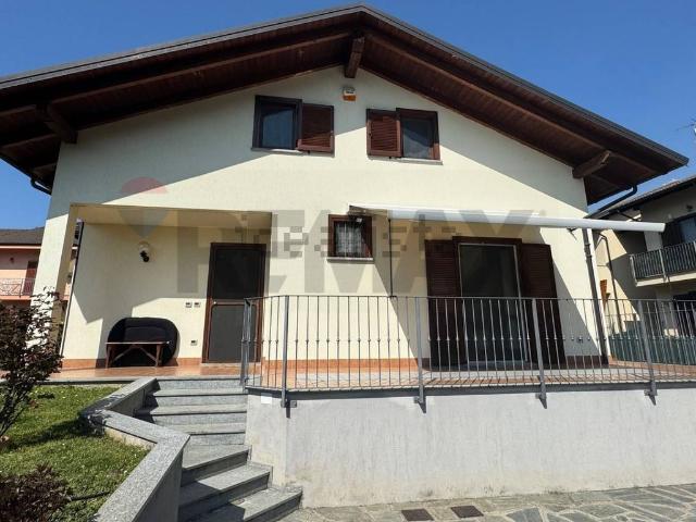 Villetta indipendente in vendita di 300 m²