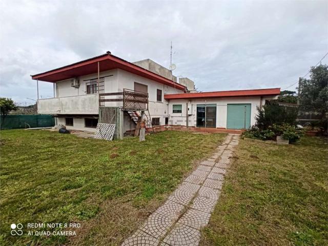 Villetta indipendente in vendita di 300 m²
