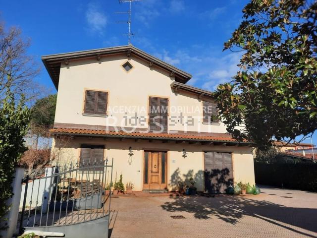Villetta indipendente in vendita di 300 m²