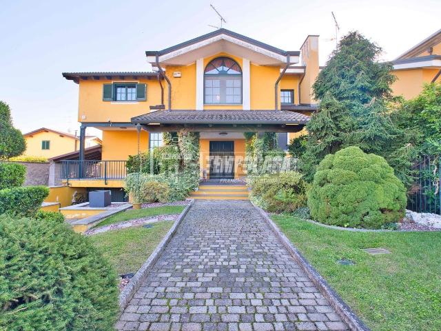 Villetta indipendente in vendita di 300 m²