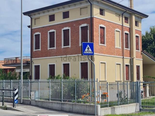 Villetta indipendente in vendita di 300 m²