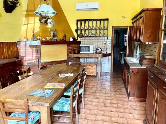 Villetta indipendente in vendita di 300 m²