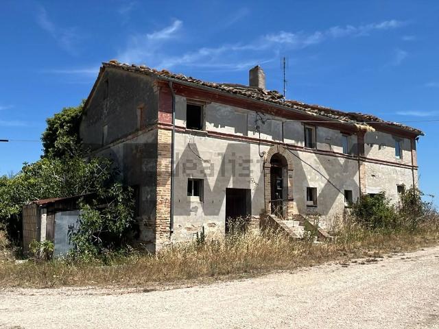 Villetta indipendente in vendita di 300 m² in Contrada divina pastora, 18