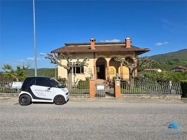 Villetta indipendente in vendita di 300 m²