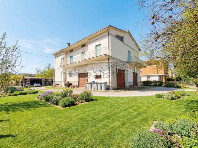 Villetta indipendente in vendita di 300 m² in Via Casciolano