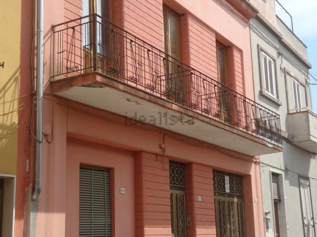 Villetta indipendente in vendita di 300 m² in Via Casa Savoia