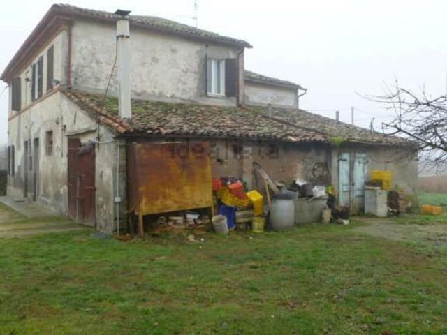 Villetta indipendente in vendita di 300 m² in Via Castelfalcino