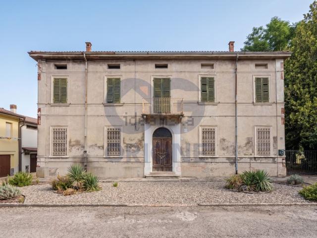 Villetta indipendente in vendita di 300 m² in Via Casumaro