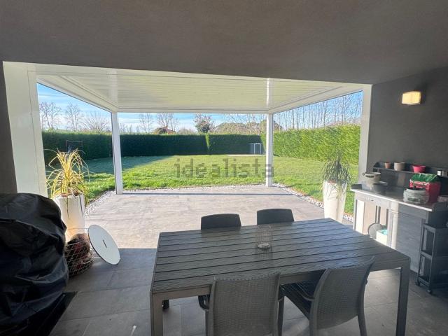 Villetta indipendente in vendita di 300 m² in Via Chioggia