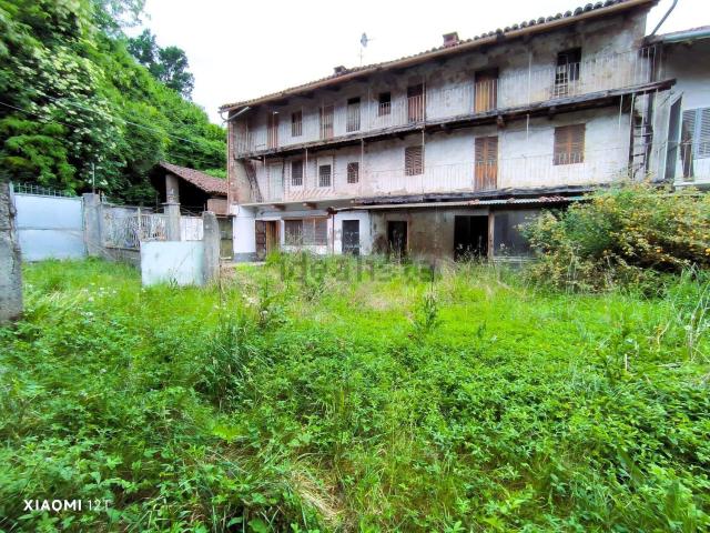 Villetta indipendente in vendita di 300 m² in Via Chivasso
