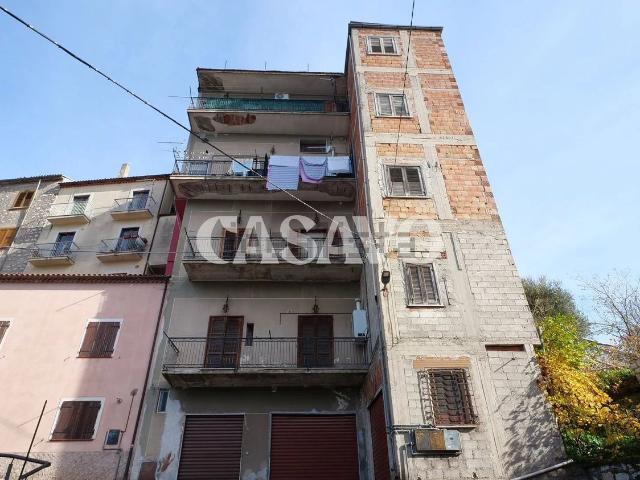 Villetta indipendente in vendita di 300 m² in Via Antonello Sanseverino