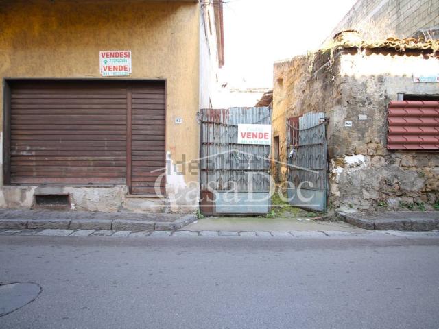 Villetta indipendente in vendita di 300 m² in Via Agostino Petrillo