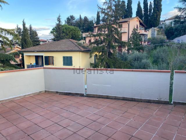 Villetta indipendente in vendita di 300 m² in Via Aldo Moro