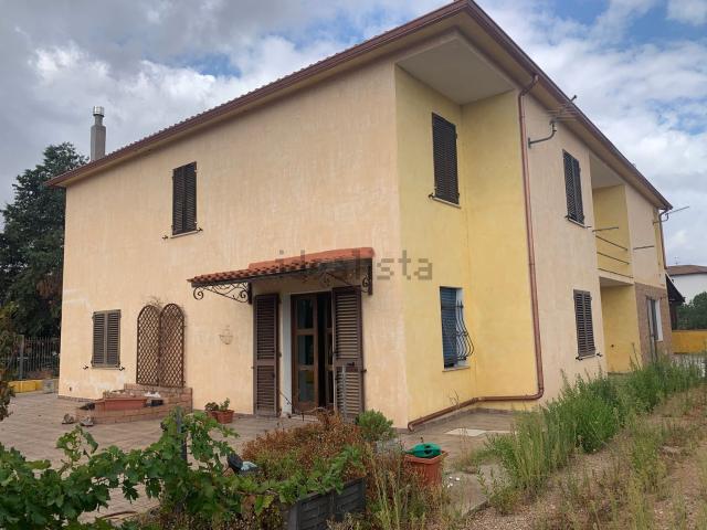 Villetta indipendente in vendita di 300 m² in Via Alfonso Lamarmora