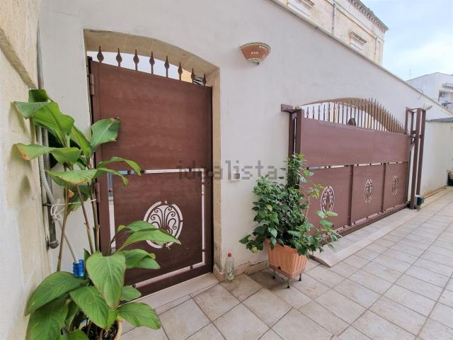 Villetta indipendente in vendita di 300 m² in Via Brunetti, 32