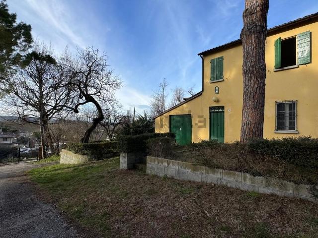 Villetta indipendente in vendita di 300 m² in Via Gatti