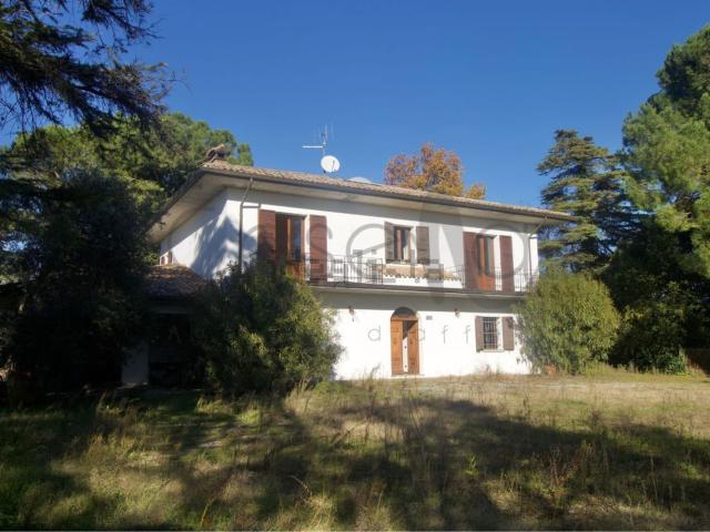 Villetta indipendente in vendita di 300 m² in Via Garampa, 6858