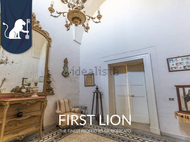 Villetta indipendente in vendita di 300 m² in Via Giuseppe Garibaldi, 17