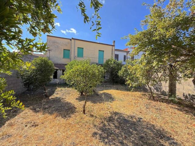 Villetta indipendente in vendita di 300 m² in Via Giuseppe Mazzini