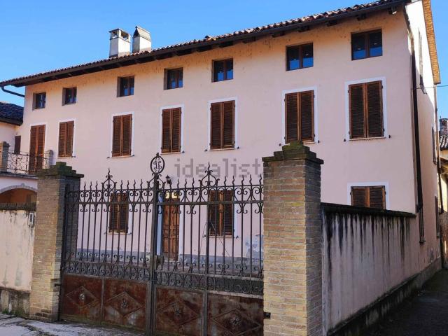 Villetta indipendente in vendita di 300 m² in Via Defendente Finazzi