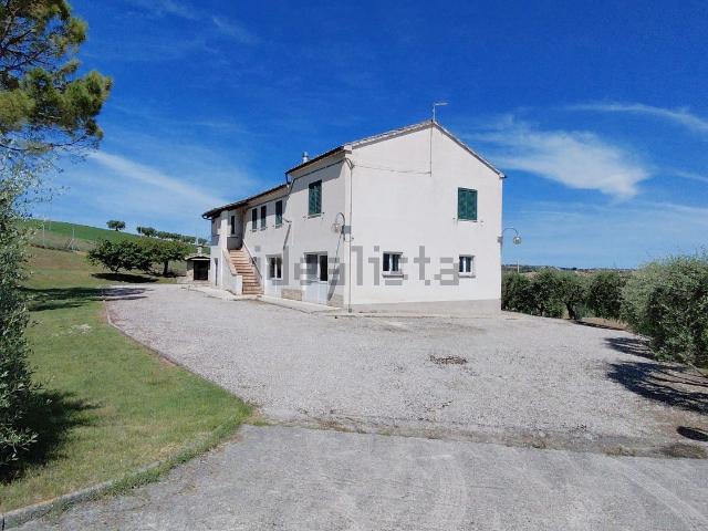 Villetta indipendente in vendita di 300 m² in Via Del Donatore, 25