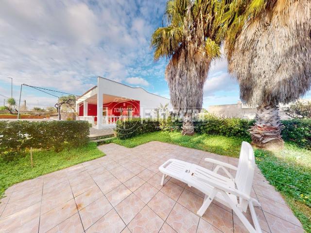 Villetta indipendente in vendita di 300 m² in Via del Totano, 19