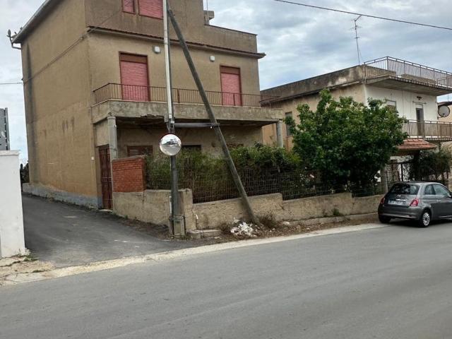 Villetta indipendente in vendita di 300 m² in Via Farag