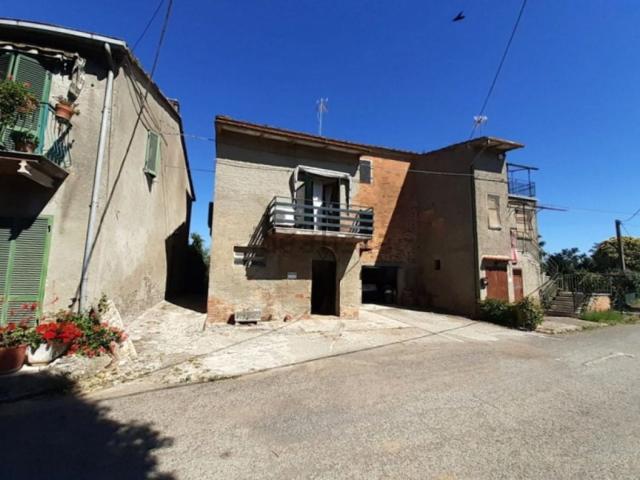 Villetta indipendente in vendita di 300 m² in Via Firenze