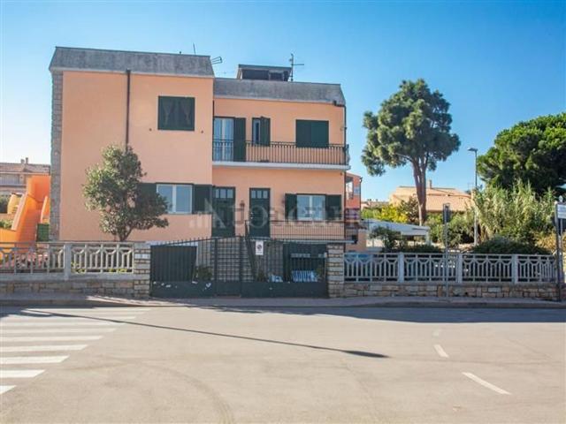 Villetta indipendente in vendita di 300 m² in Via Omero