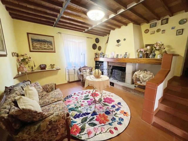 Villetta indipendente in vendita di 300 m² in Via Lama