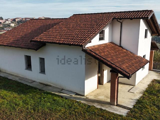 Villetta indipendente in vendita di 300 m² in Via Mondo