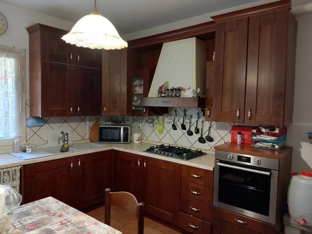 Villetta indipendente in vendita di 300 m² in Via Moronico