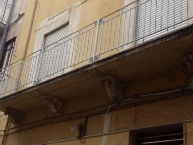 Villetta indipendente in vendita di 300 m² in Via Mangione