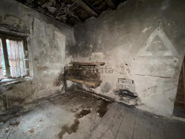 Villetta indipendente in vendita di 300 m² in Via munari