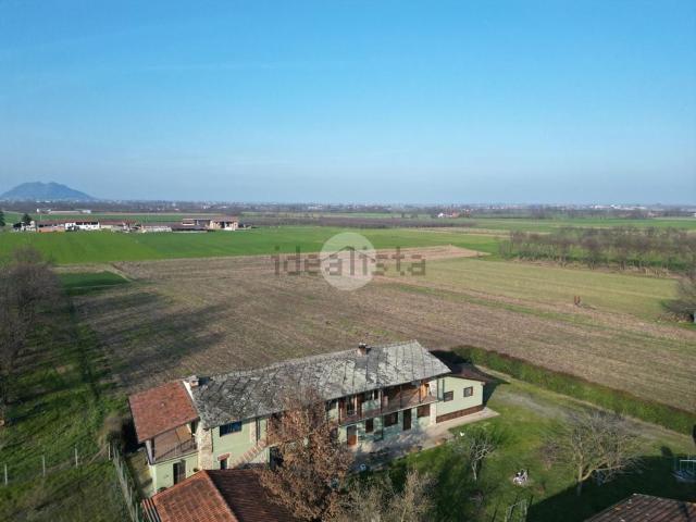 Villetta indipendente in vendita di 300 m² in Via Soleabò, 21