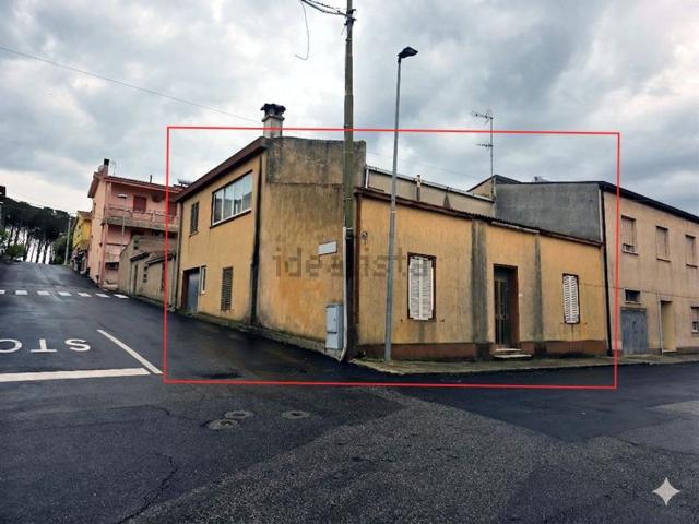 Villetta indipendente in vendita di 300 m² in Via Sa Serra