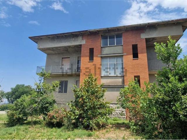 Villetta indipendente in vendita di 300 m² in Via Sabola