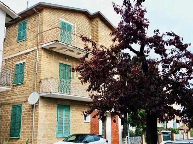 Villetta indipendente in vendita di 300 m² in Via San Biagio
