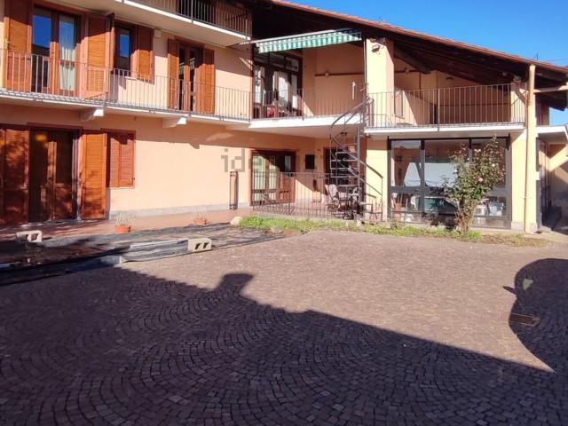 Villetta indipendente in vendita di 300 m² in Via San Giuseppe, 75