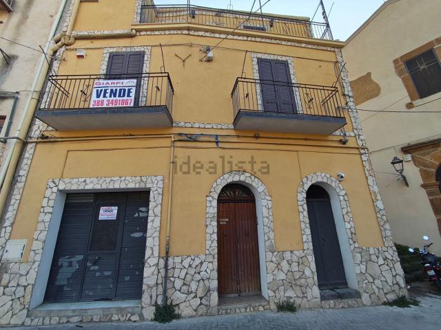 Villetta indipendente in vendita di 300 m² in Via San Veneranda