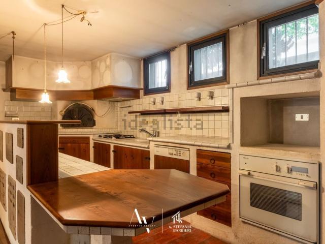 Villetta indipendente in vendita di 300 m² in Via San Zeno, 9