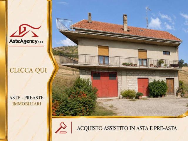 Villetta indipendente in vendita di 300 m² in Via Santa Maria