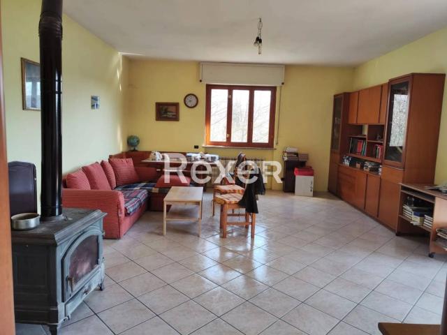 Villetta indipendente in vendita di 300 m² in Via Statale