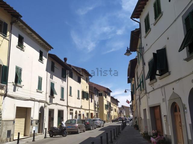 Villetta indipendente in vendita di 300 m² in Via Pontorme