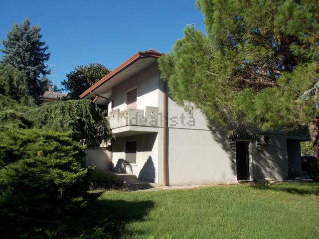 Villetta indipendente in vendita di 300 m² in Via Roma