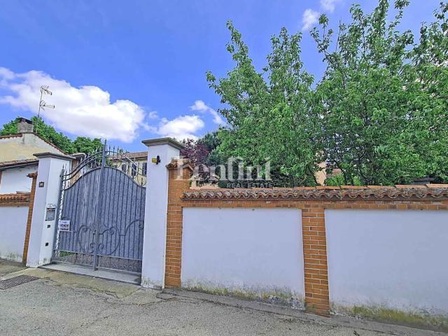 Villetta indipendente in vendita di 300 m² in Via Roma, 33